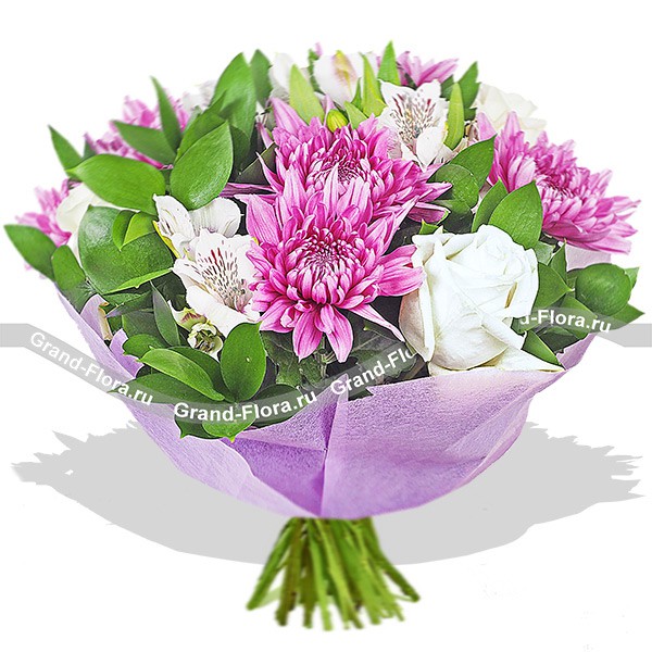 Сиреневая звезда - букет с фиолетовыми хризантемами и розами